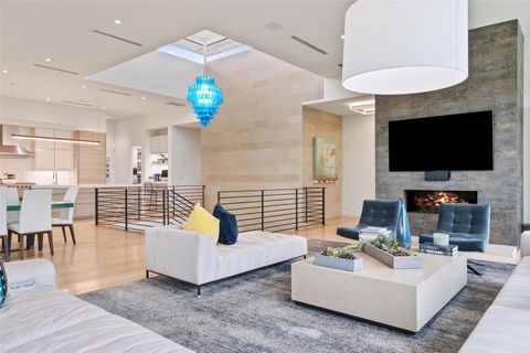 Tiny photo for 203 Buckeye TRL, West Lake Hills, TX 78746 (MLS # 6600989)