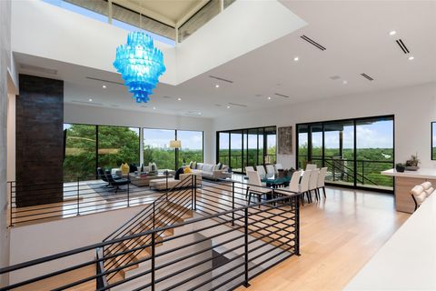 Tiny photo for 203 Buckeye TRL, West Lake Hills, TX 78746 (MLS # 6600989)