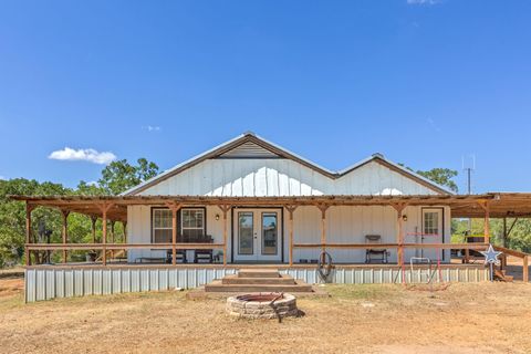 274 Old Potato Rd. RD Paige TX 78659