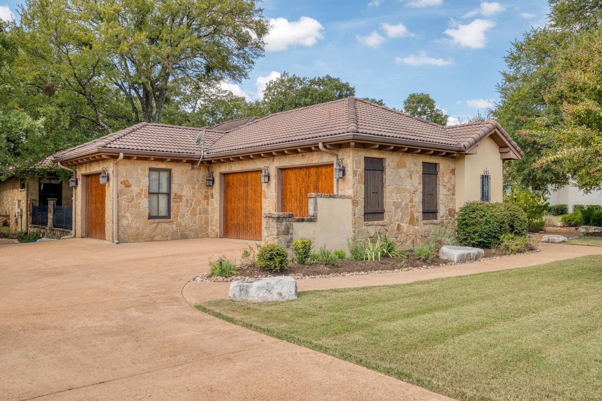 205 Flint Ridge TRL