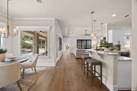 Photo of 3302 Big Bend DR, Austin, TX 78731 (MLS # 3217513)