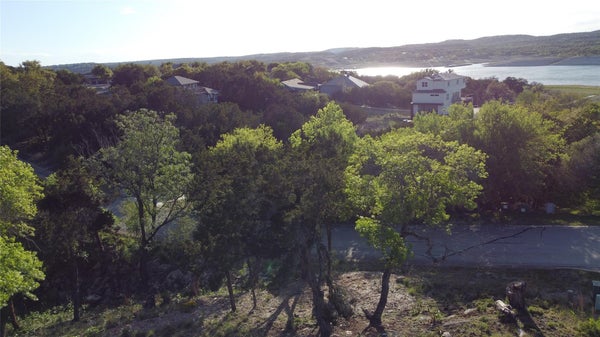 19009 MARINERS PT, LAGO VISTA, TX 78645 - Image bbe3a67b4107f5b21c2e088b6a8acf68/2093631482