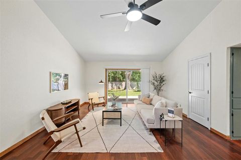 Tiny photo for 4610 S 1st ST, Austin, TX 78745 (MLS # 9173193)