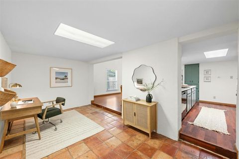 Tiny photo for 4610 S 1st ST, Austin, TX 78745 (MLS # 9173193)