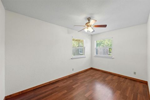 Tiny photo for 4610 S 1st ST, Austin, TX 78745 (MLS # 9173193)
