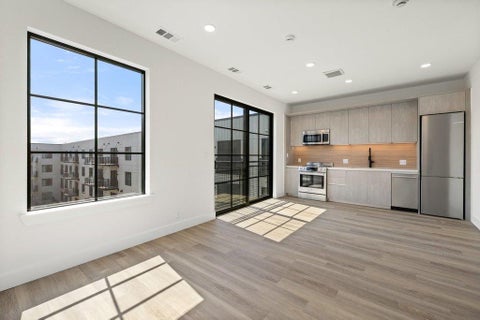 Photo of 4315 S Congress Ave #224, Austin, TX 78745 (MLS # 5723087)