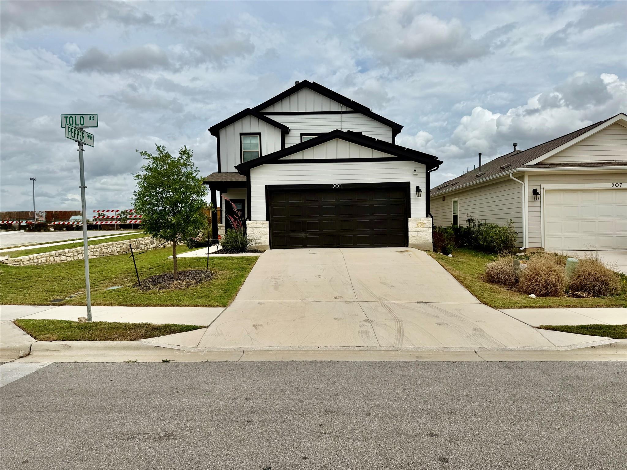 305 Tolo DR