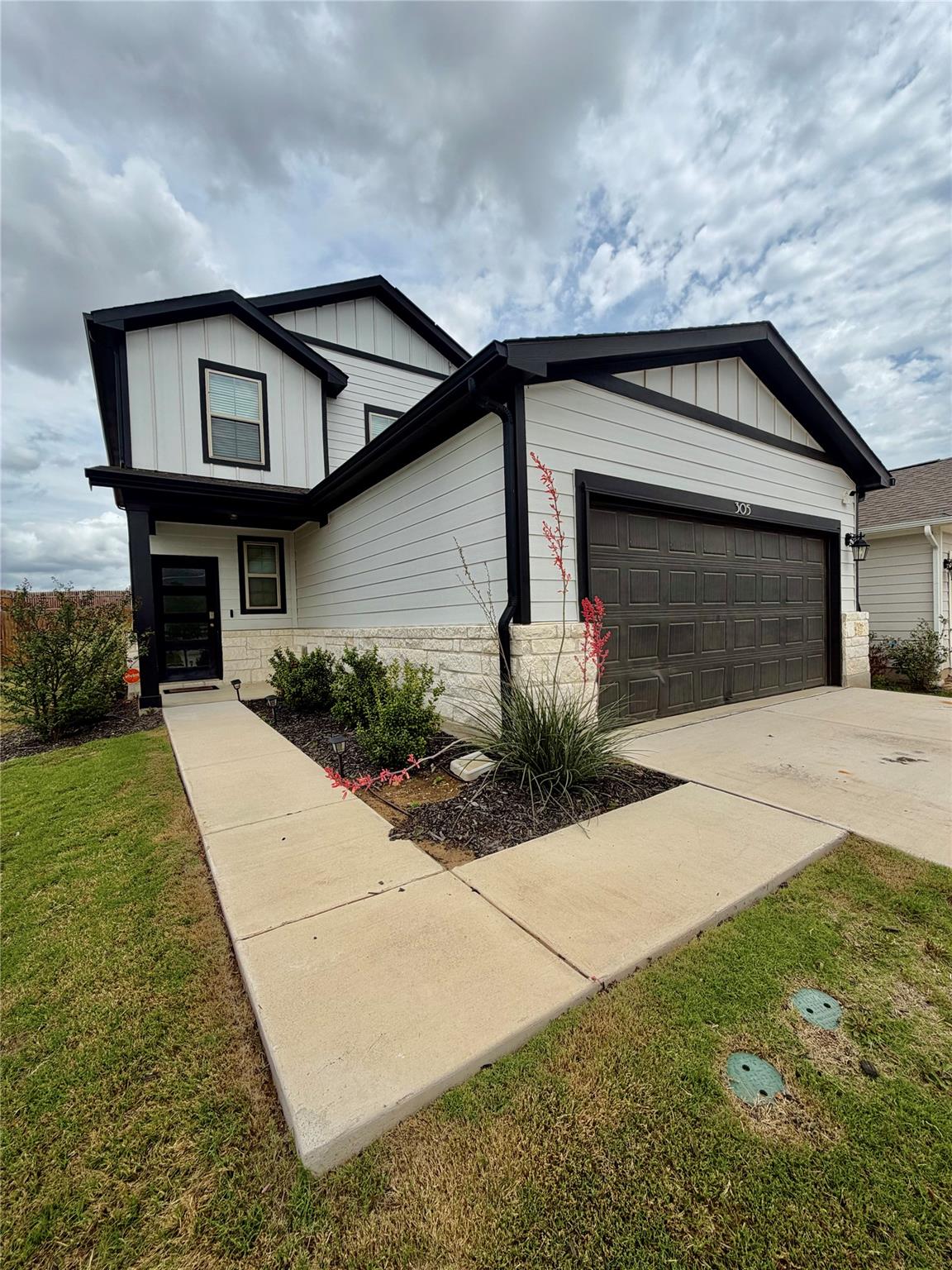 305 Tolo DR