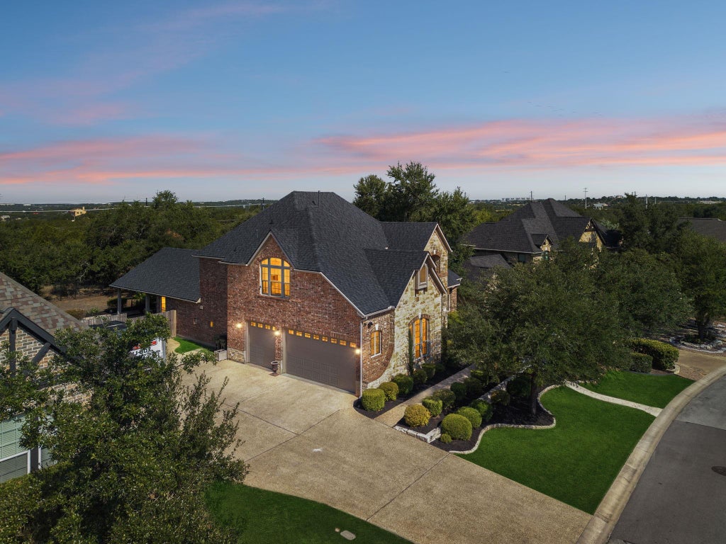 Photo of 388 Desert Willow WAY, Austin, TX 78737 (MLS # 4572819)