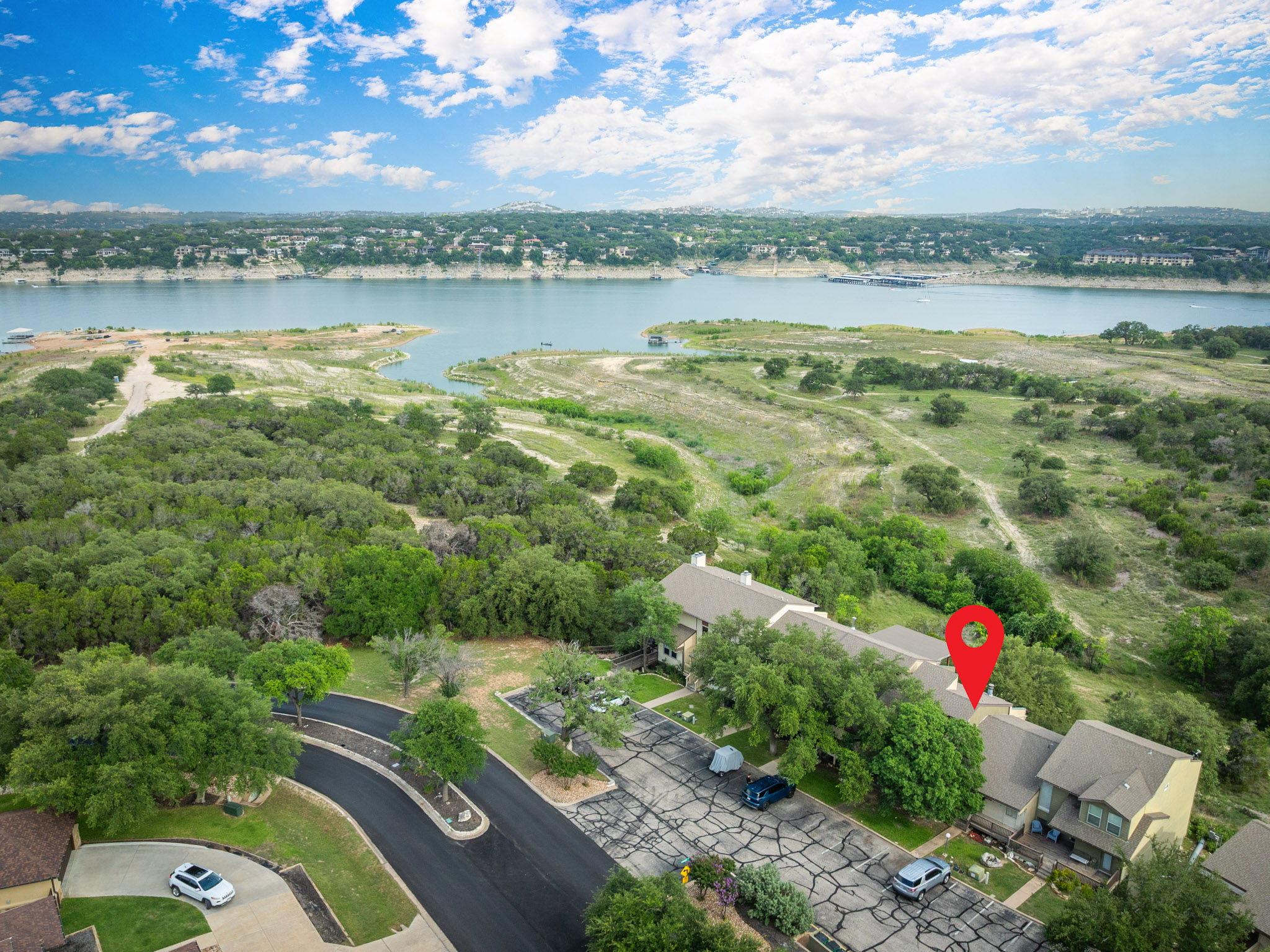 229 Comanche LN
