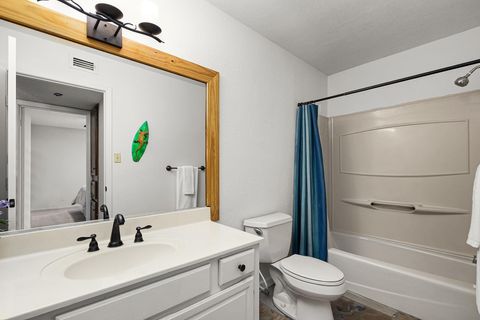 Tiny photo for 229 Comanche LN, Point Venture, TX 78645 (MLS # 5070082)