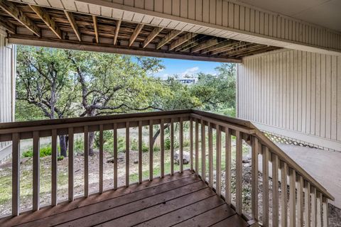 Tiny photo for 229 Comanche LN, Point Venture, TX 78645 (MLS # 5070082)