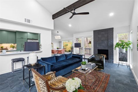 2528 Stoutwood CIR Austin TX 78745