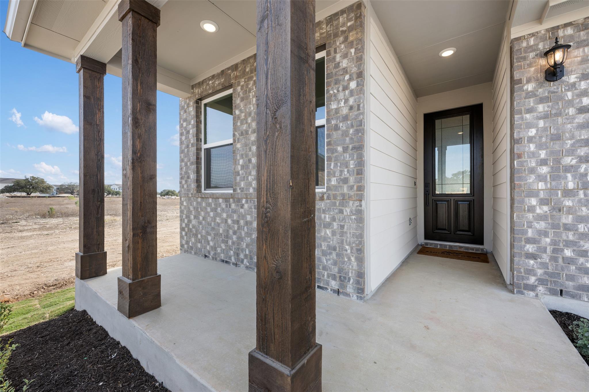 126 Arlington Park LOOP