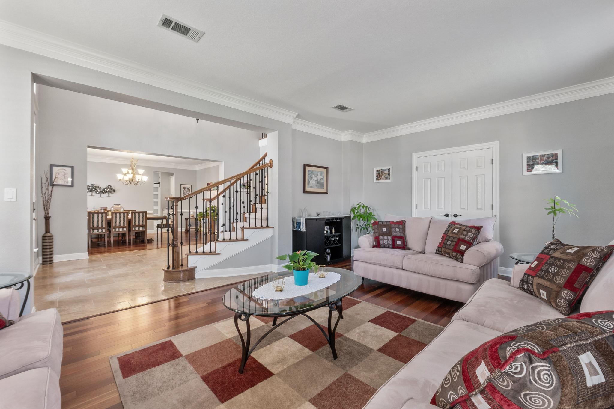 2147 Hilton Head DR