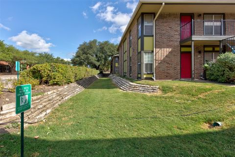 Tiny photo for 7685 Northcross DR #200, Austin, TX 78757 (MLS # 4609096)