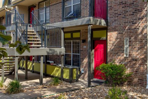 Tiny photo for 7685 Northcross DR #200, Austin, TX 78757 (MLS # 4609096)