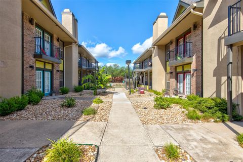 Tiny photo for 7685 Northcross DR #200, Austin, TX 78757 (MLS # 4609096)