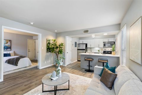 Tiny photo for 7685 Northcross DR #200, Austin, TX 78757 (MLS # 4609096)