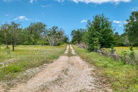 Photo of TBD Pathfinders WAY, Smithville, TX 78957 (MLS # 2026391)
