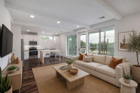 4704 Sunset TRL 1201 Austin TX 78745