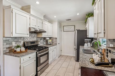Tiny photo for 5502 Porsche LN, Austin, TX 78749 (MLS # 1949360)
