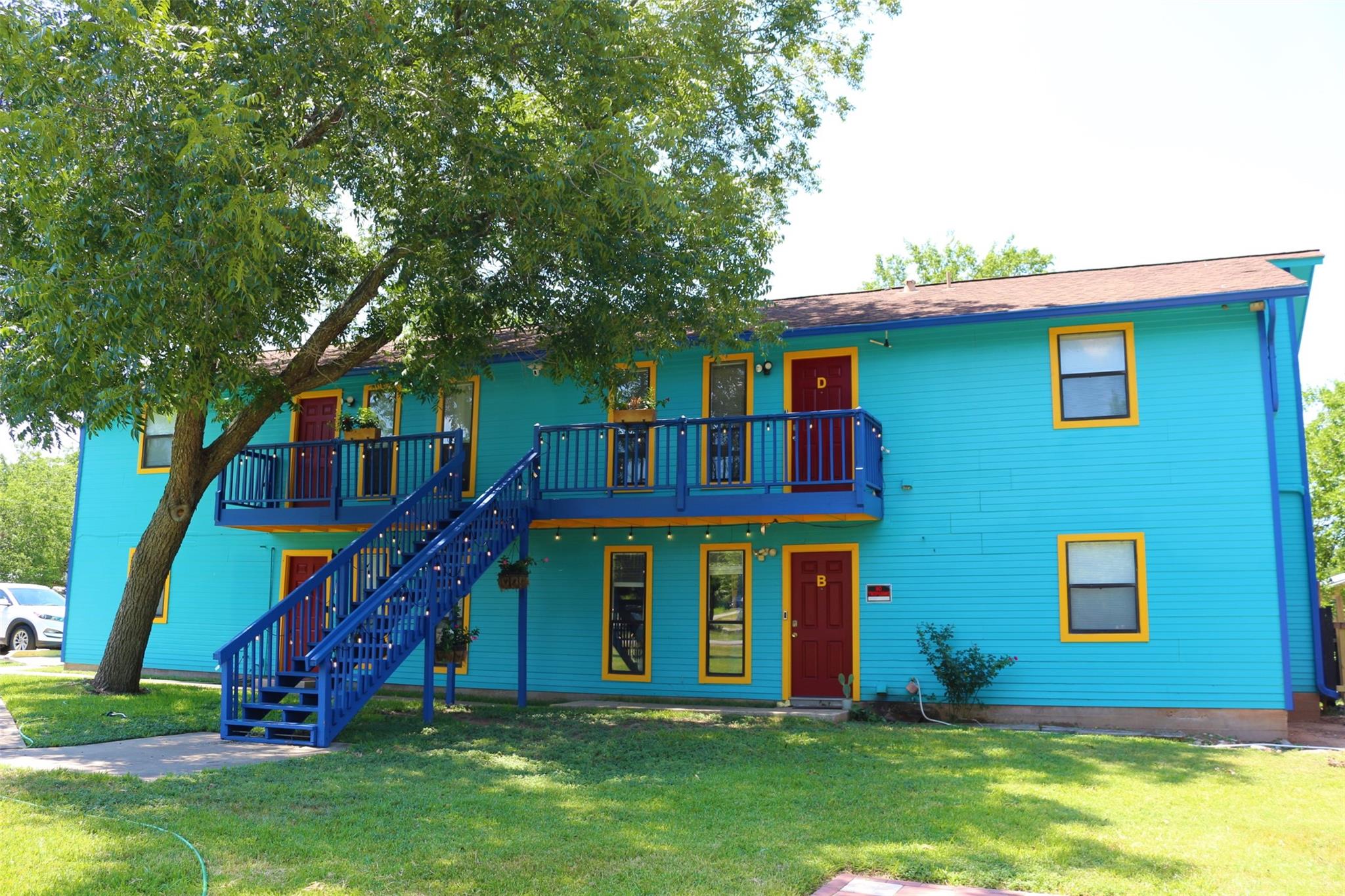 202 W Wheeler ST
