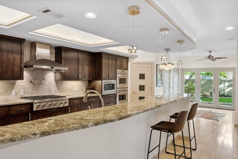 Tiny photo for 9 Swiftwater TRL, The Hills, TX 78738 (MLS # 6006374)