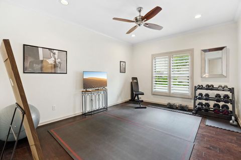 Tiny photo for 9 Swiftwater TRL, The Hills, TX 78738 (MLS # 6006374)