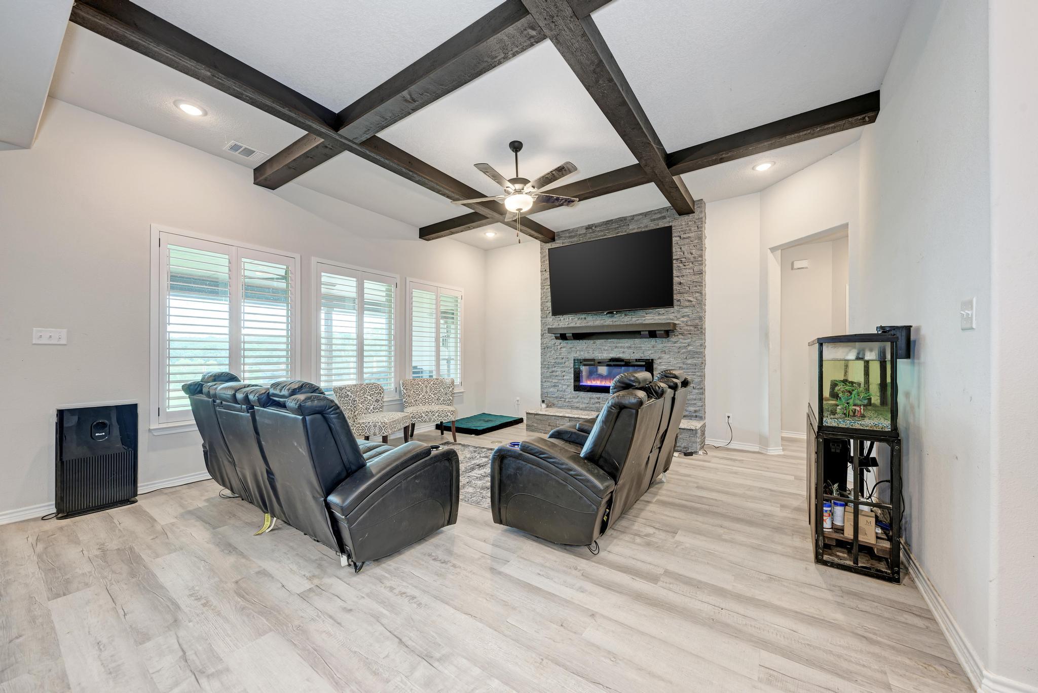750 County Road 282