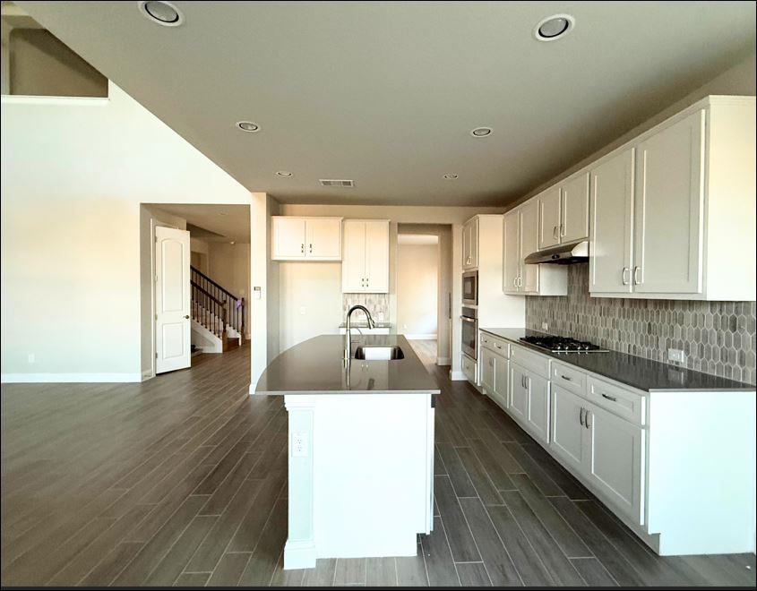 109 Rocky River RD