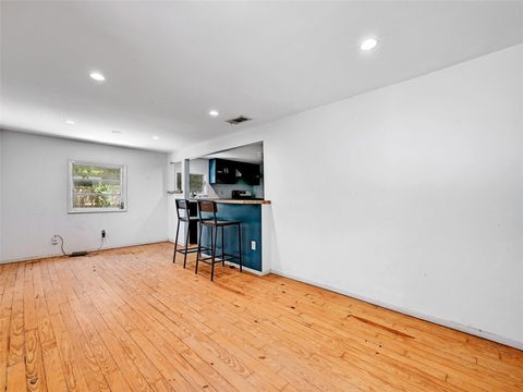 Tiny photo for 1181 Ridgeway DR, Austin, TX 78702 (MLS # 5080114)