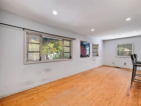 Tiny photo for 1181 Ridgeway DR, Austin, TX 78702 (MLS # 5080114)