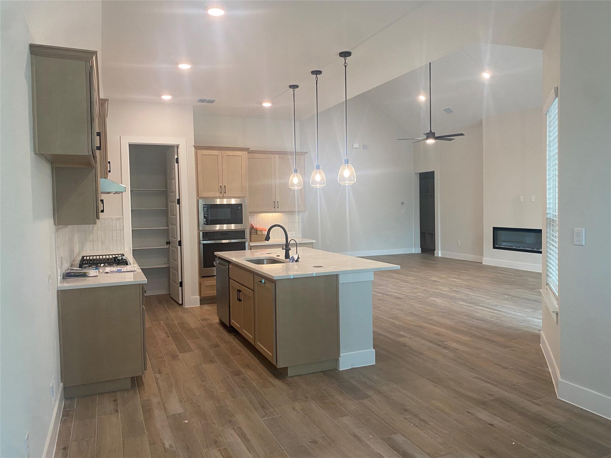 123 Seaside Sparrow WAY