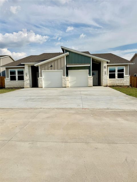 Photo of 104 Zayd CT #B, Jarrell, TX 76537 (MLS # 5807246)