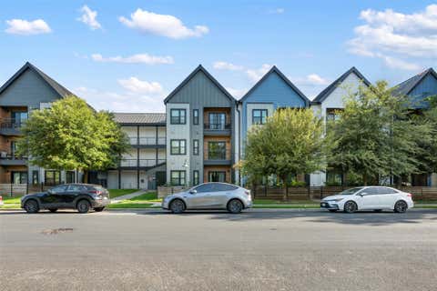 Photo of 3101 W Govalle Ave #111, Austin, TX 78702 (MLS # 4840131)