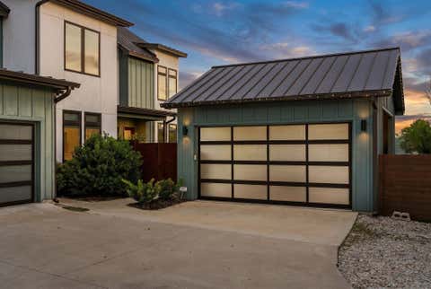 Photo of 2103 Greenwood Ave #Building 1, Unit B, Austin, TX 78723 (MLS # 1440870)