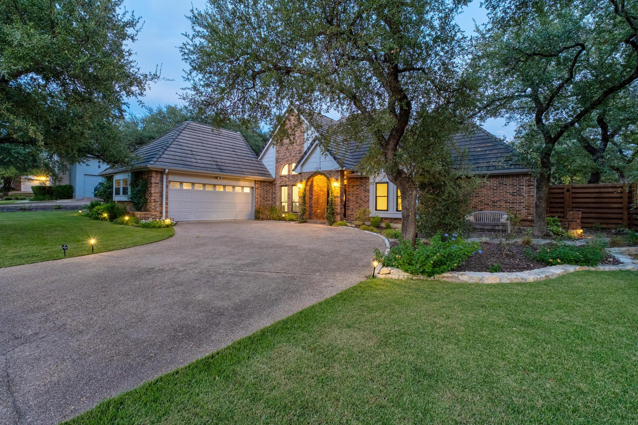 129 CREST VIEW DR