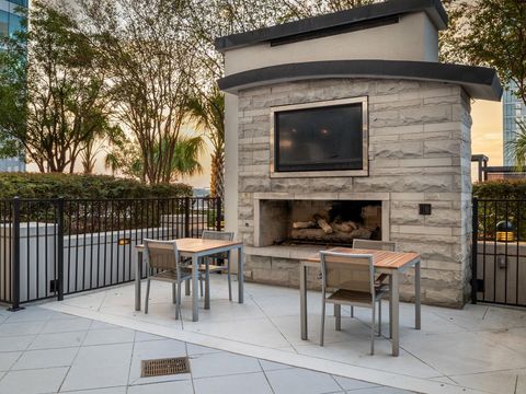 Tiny photo for 360 Nueces ST #1612, Austin, TX 78701 (MLS # 4840171)