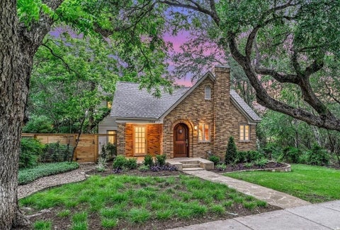 Tiny photo for 1704 Travis Heights BLVD, Austin, TX 78704 (MLS # 1571751)