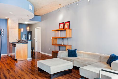 Tiny photo for 360 Nueces ST #2006, Austin, TX 78701 (MLS # 7897279)