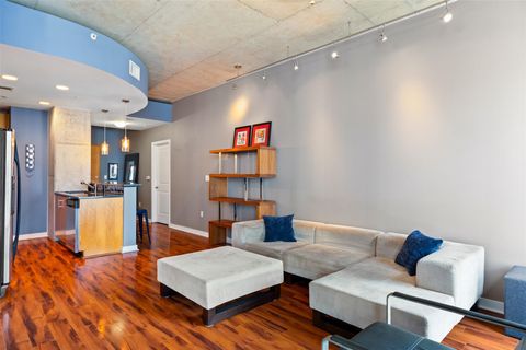 Tiny photo for 360 Nueces ST #2006, Austin, TX 78701 (MLS # 7897279)