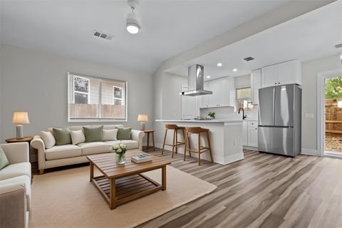 Photo of 4913 Single Shot CIR, Austin, TX 78723 (MLS # 2667386)
