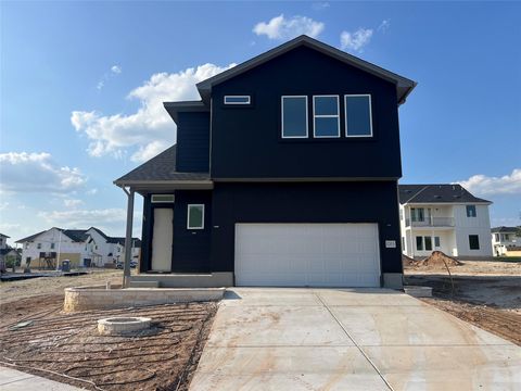 1703 Kit CIR Austin TX 78758