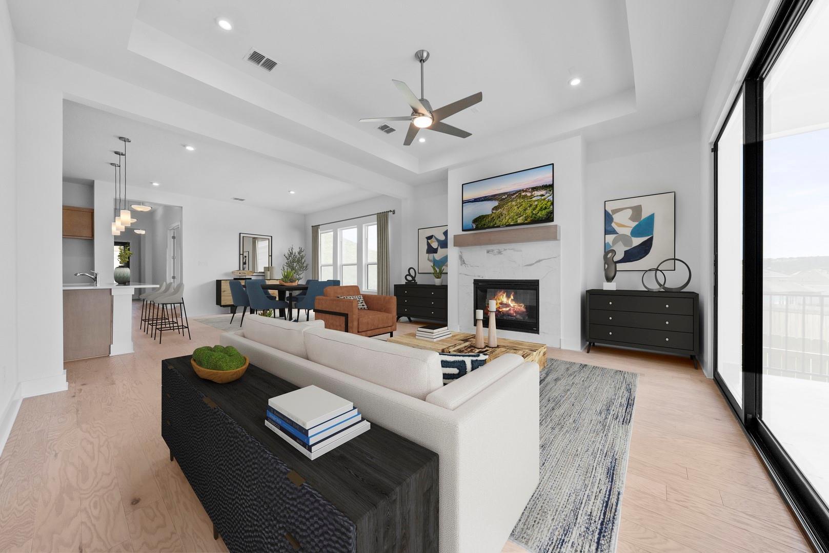 8520 Red Bottle Brush RD