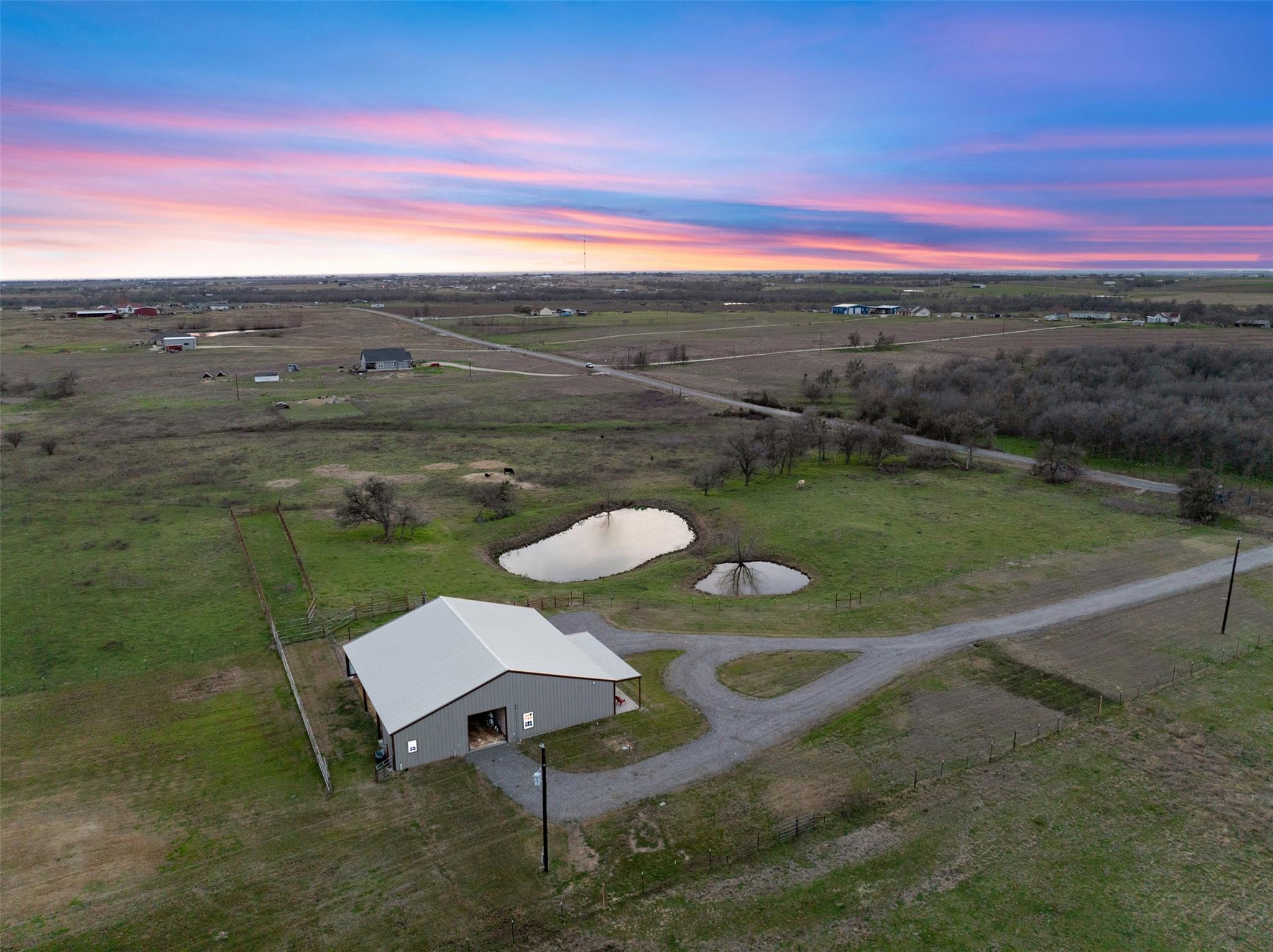 700 County Road 466