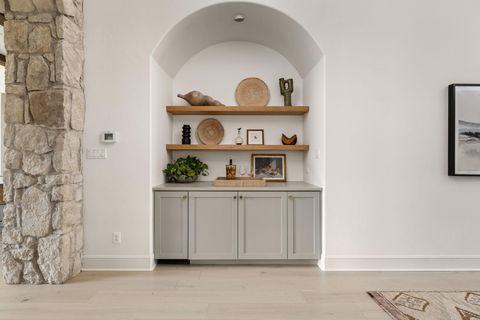 Tiny photo for 8217 Carranzo DR W, Austin, TX 78735 (MLS # 8219624)