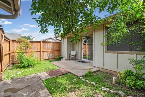 Tiny photo for 1617 W Braker LN #B, Austin, TX 78758 (MLS # 5611274)