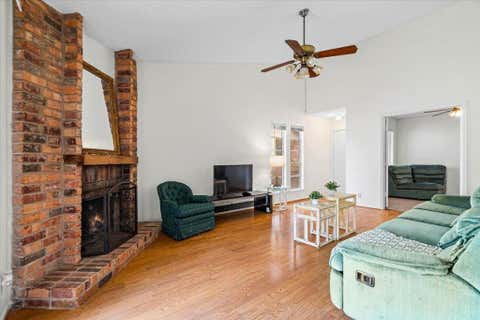 Tiny photo for 1617 W Braker LN #B, Austin, TX 78758 (MLS # 5611274)