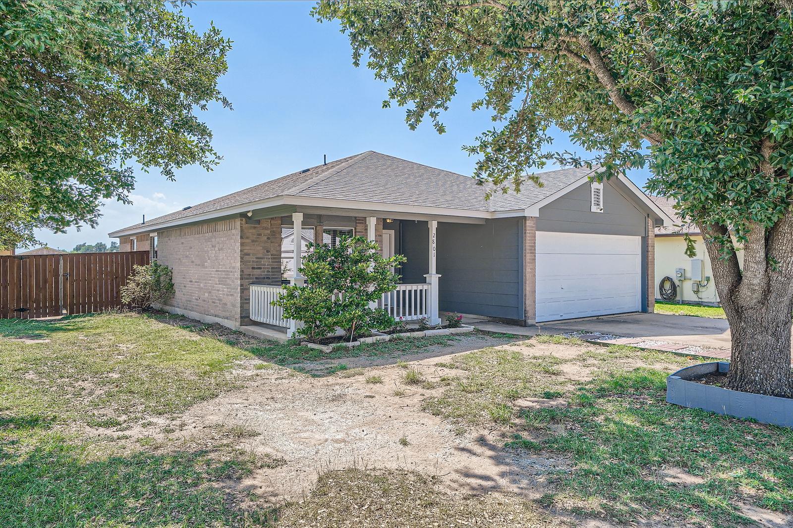 2801 Tyler LN